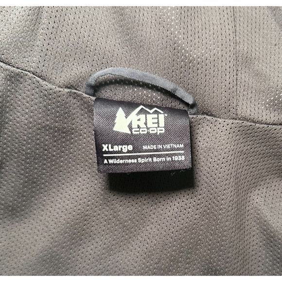 REI Co-op Hooded Rain Jacket Gray Lightweight Windbreaker Water-Resistant Sz XL - Picture 7 of 9